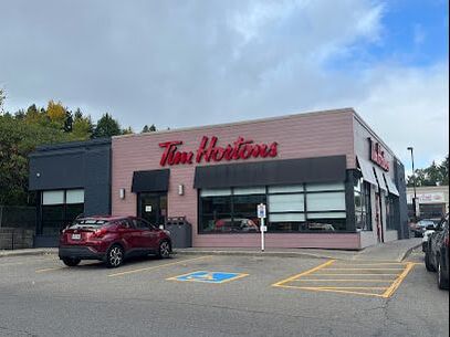 Exterior of Tim Hortons and parking lot in Bayview Glen Richmond Hill Ontario